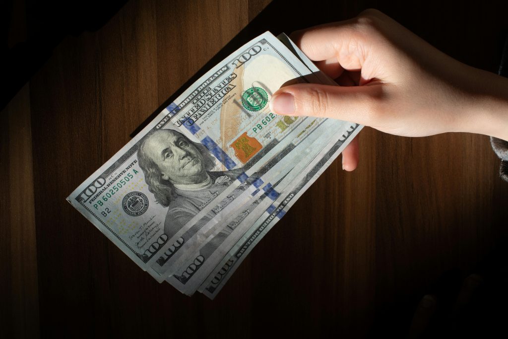 Cash Central payday loan service with quick approval and same-day funding