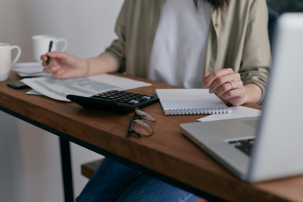 Eagle Loan Review: Fast loans, high interest, mixed reviews​
